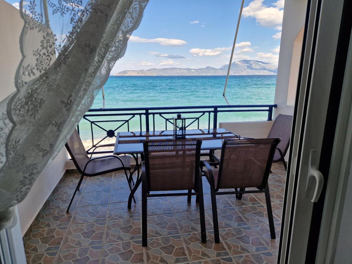 Apartamento Korinthian Sea View Nerántza Exterior foto