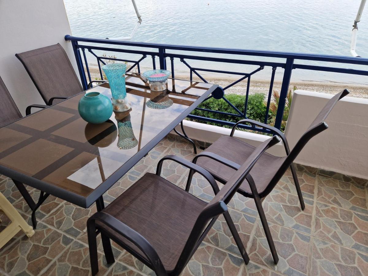 Apartamento Korinthian Sea View Nerántza Exterior foto